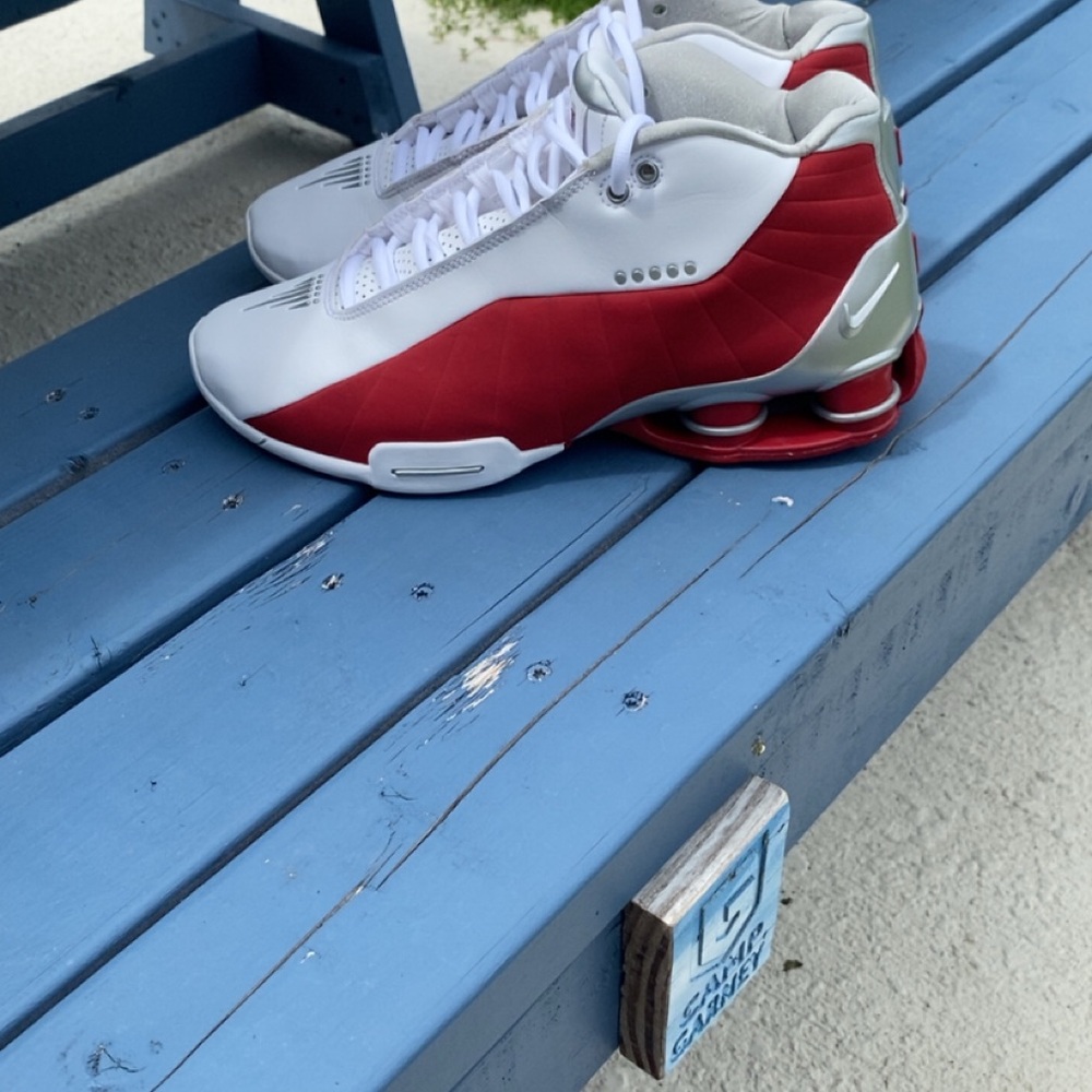 Nike shox bb4 red and white size 8.5